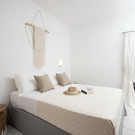 Seafront Glyfada 2 Апартаменты *